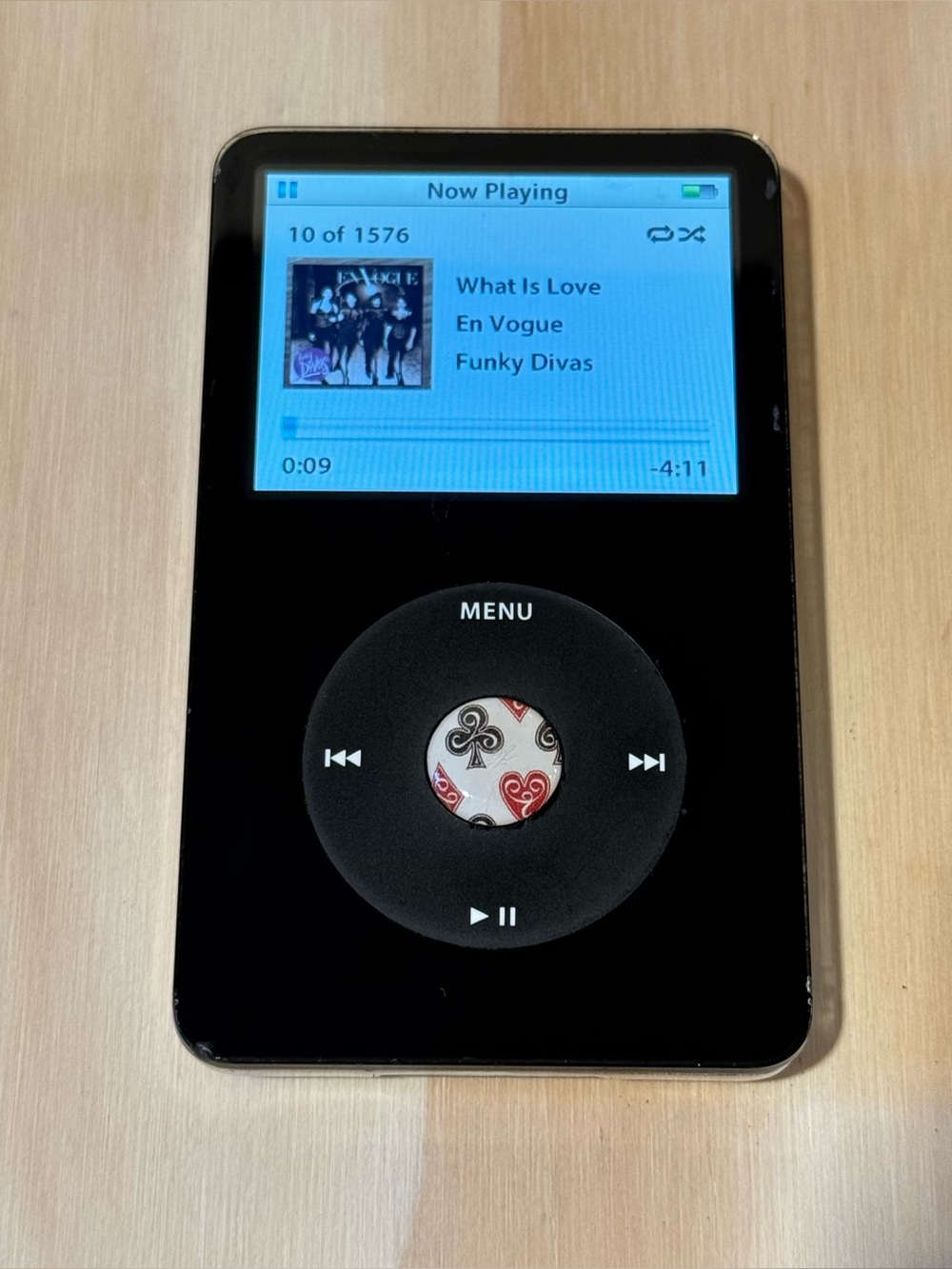 iPod Model:A1136 5thGen 30GB Blk Need New Battery For-Parts/Repair Read Info Blw